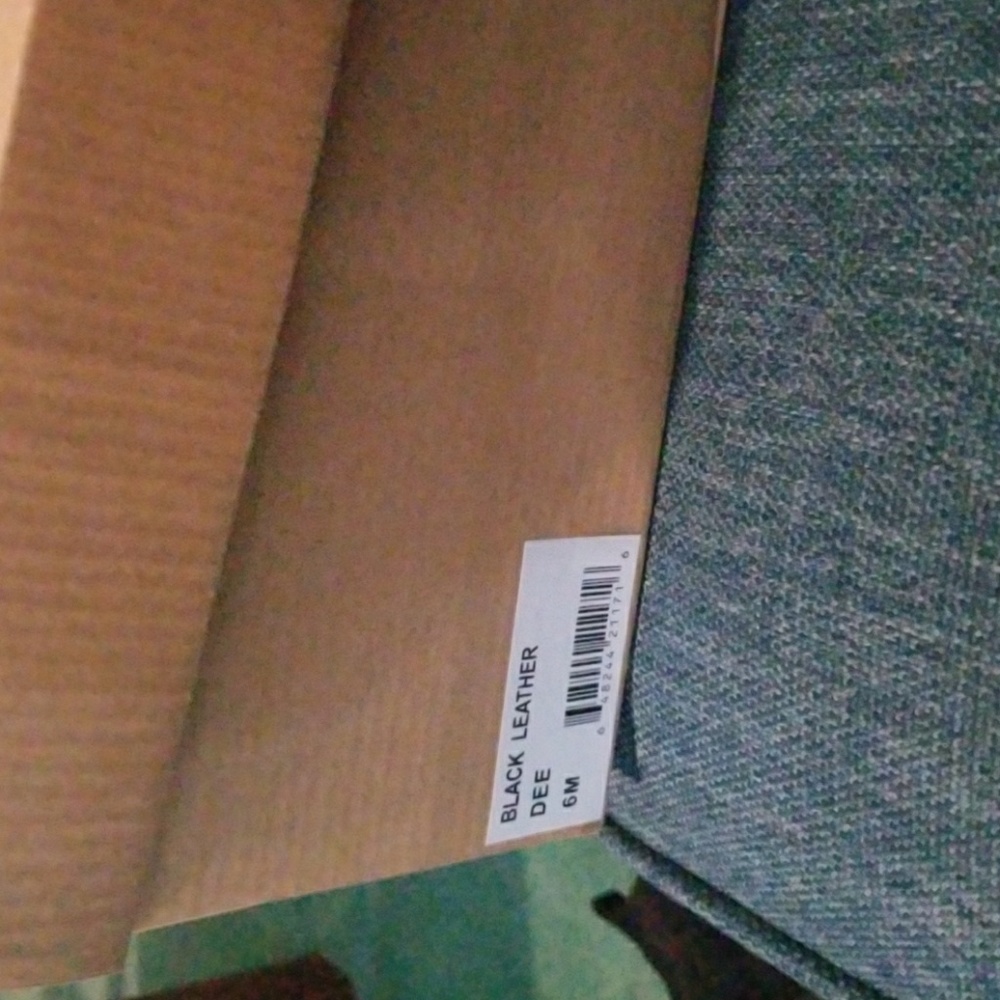 Boots - Picture 5 of 6